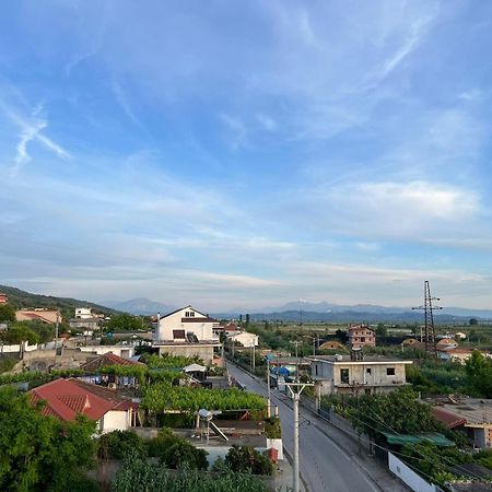 Vila Kasemi Fier Exterior photo