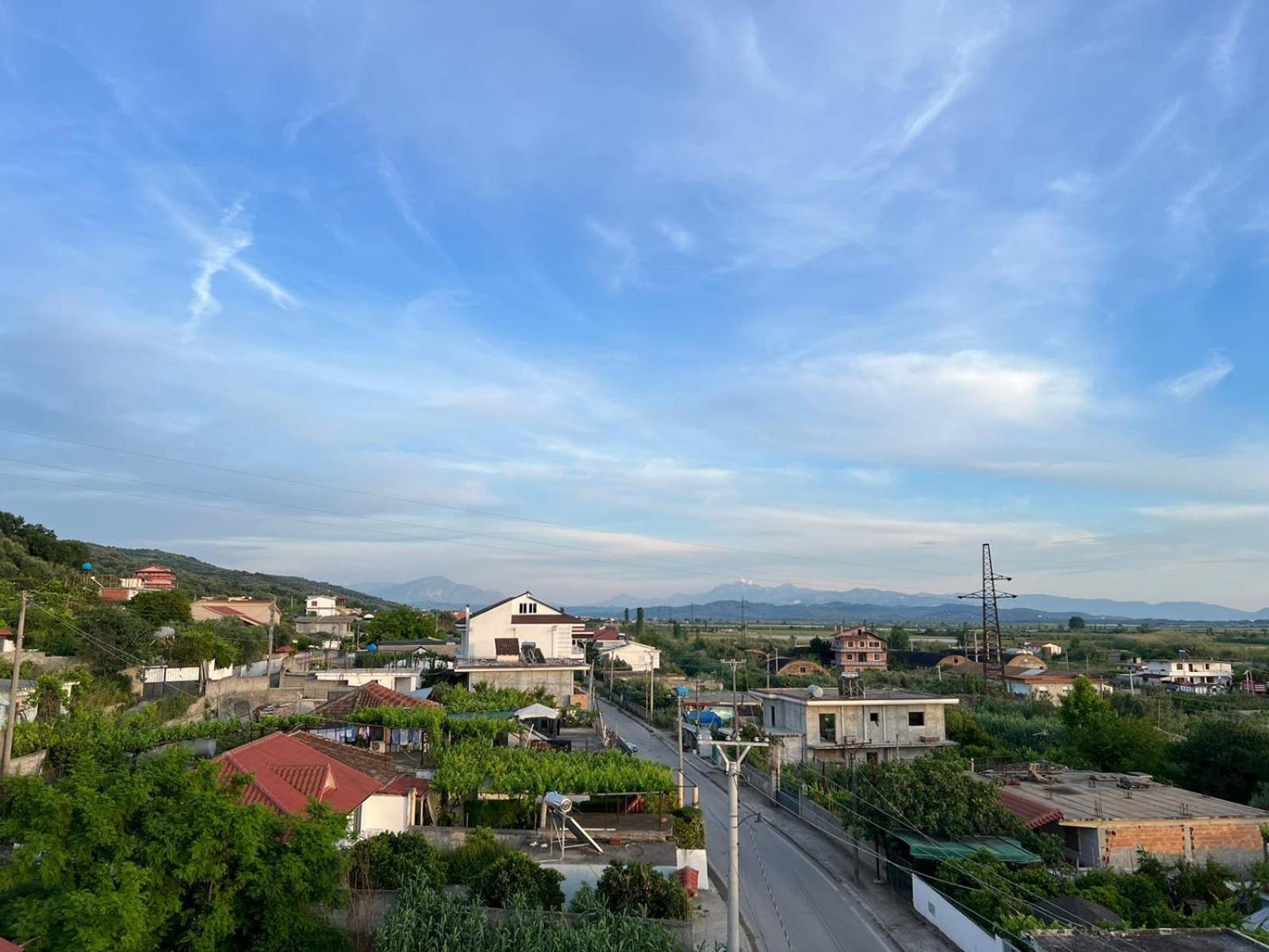 Vila Kasemi Fier Exterior photo